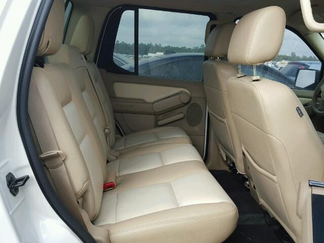 1FMEU33858UA17826 - 2008 FORD EXPLORER S WHITE photo 6