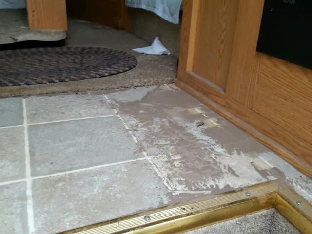 4YDF365254D510306 - 2004 KEYSTONE MONTANA WHITE photo 9