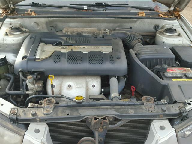 KMHDN45D92U318695 - 2002 HYUNDAI ELANTRA GL GRAY photo 7