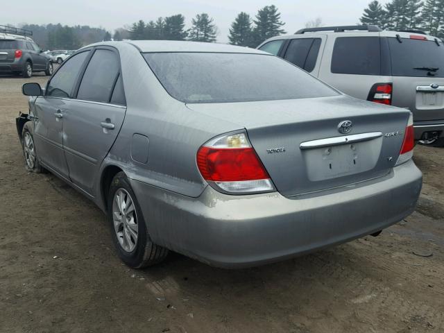 4T1BF30K35U603563 - 2005 TOYOTA CAMRY LE GRAY photo 3