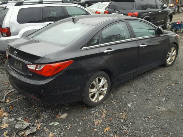 5NPEC4AC2BH004005 - 2011 HYUNDAI SONATA SE BLACK photo 4