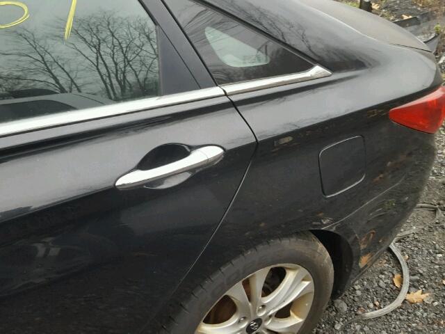 5NPEC4AC2BH004005 - 2011 HYUNDAI SONATA SE შავი ფოტო 9