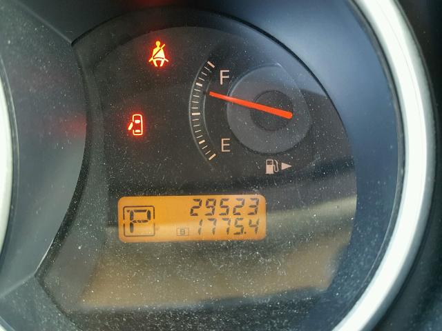 3N1BC13E29L408032 - 2009 NISSAN VERSA S Күміс фото 8