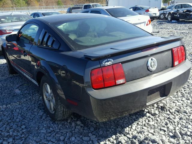 1ZVHT80N385190179 - 2008 FORD MUSTANG BLACK photo 3