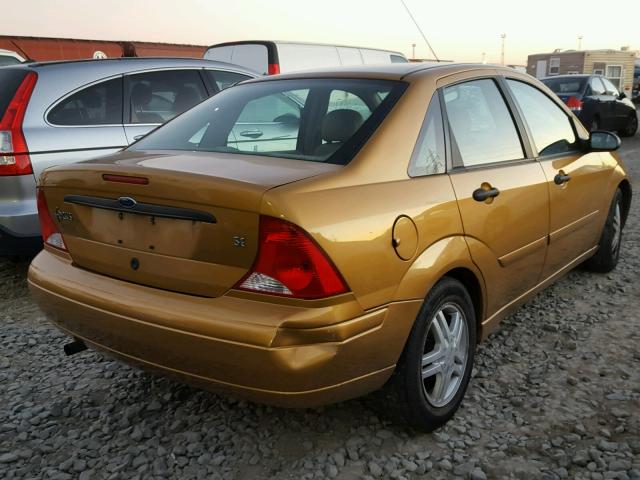 1FAFP34P21W319385 - 2001 FORD FOCUS SE GOLD photo 4