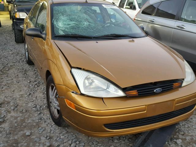 1FAFP34P21W319385 - 2001 FORD FOCUS SE GOLD photo 9