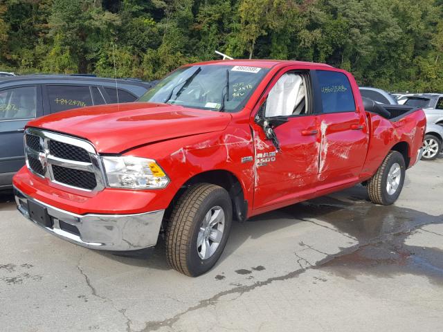 1C6RR7TT4KS516971 - 2019 RAM 1500 CLASS RED photo 2