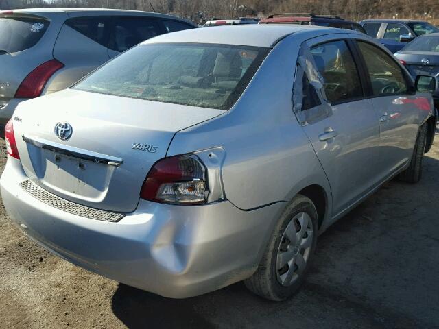 JTDBT923674002060 - 2007 TOYOTA YARIS GRAY photo 4