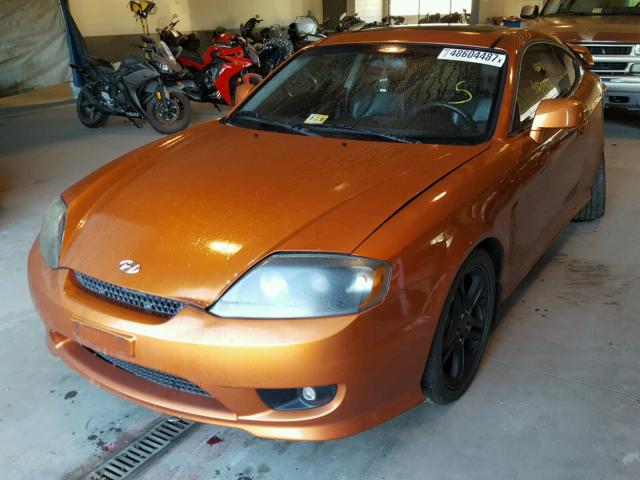 KMHHN65F06U199441 - 2006 HYUNDAI TIBURON GT ORANGE photo 2