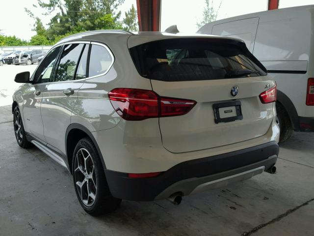 WBXHU7C38HP924990 - 2017 BMW X1 SDRIVE2 WHITE photo 3