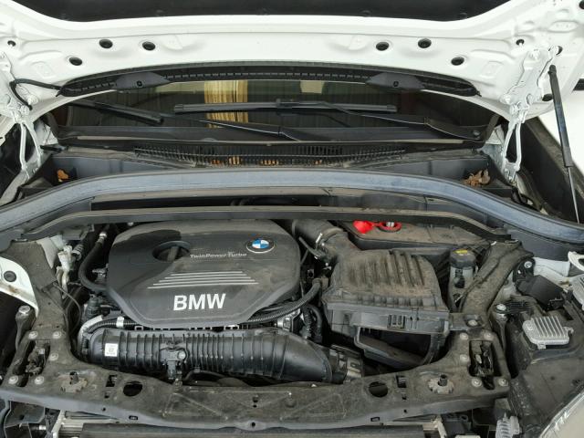 WBXHU7C38HP924990 - 2017 BMW X1 SDRIVE2 WHITE photo 7