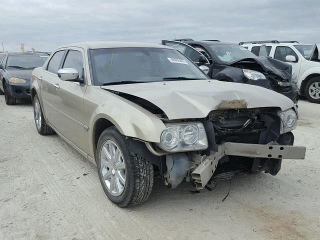 2C3KA63H27H658682 - 2007 CHRYSLER 300C GOLD photo 1