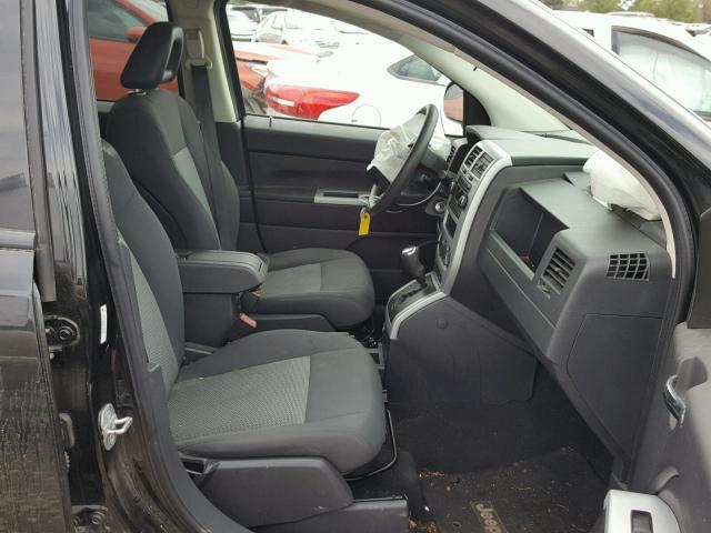 1J8FF47W28D719743 - 2008 JEEP COMPASS SP 黑色 照片 5