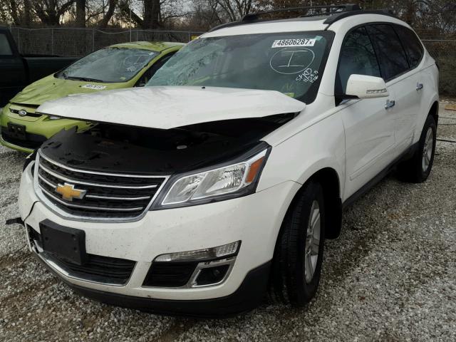 1GNKRHKD7EJ224274 - 2014 CHEVROLET TRAVERSE L WHITE photo 2