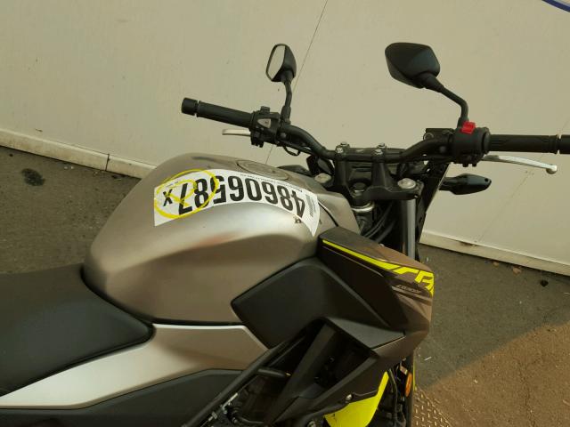 MLHNC5259H5000447 - 2017 HONDA CB300 FA GRAY photo 5