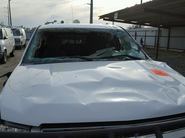 1GNEC03089R264589 - 2009 CHEVROLET TAHOE POLI WHITE photo 10