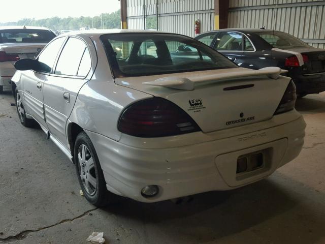 1G2NE52FX2C122182 - 2002 PONTIAC GRAND AM S WHITE photo 3