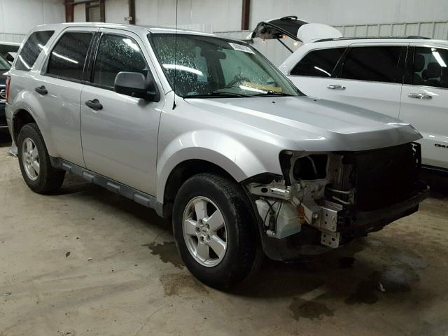 1FMCU0C75AKA42353 - 2010 FORD ESCAPE XLS SILVER photo 1