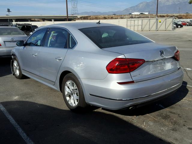 1VWAT7A32GC060106 - 2016 VOLKSWAGEN PASSAT S فضي صورة 3
