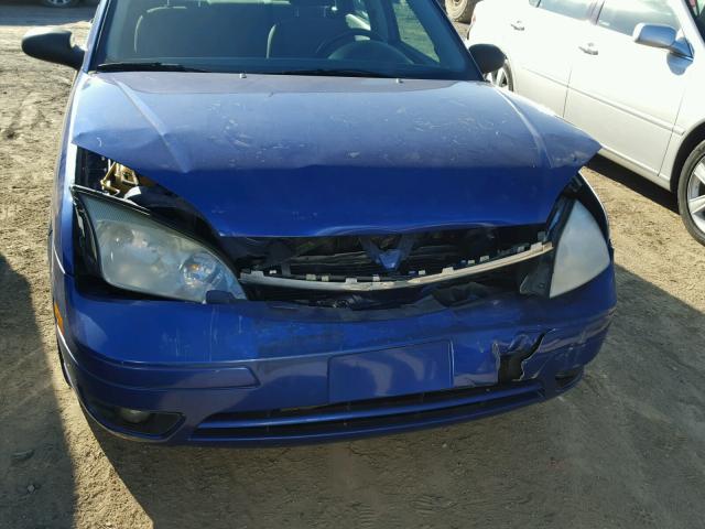 1FAHP34N26W128189 - 2006 FORD FOCUS ZX4 BLUE photo 9