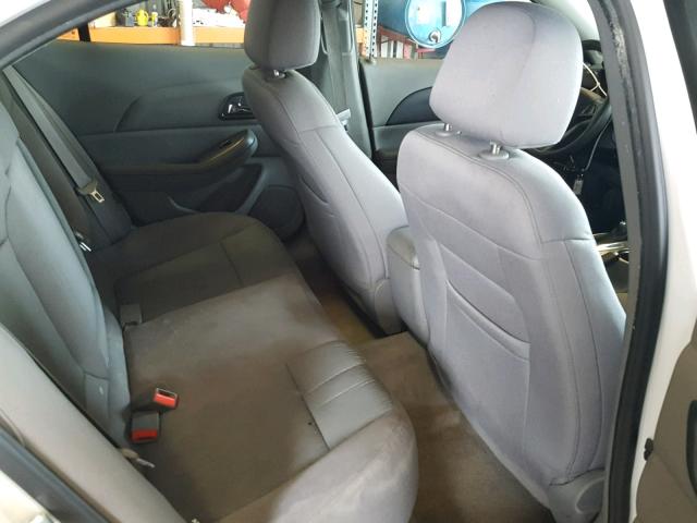 1G11B5SL4FF144748 - 2015 CHEVROLET MALIBU LS თეთრი ფოტო 6