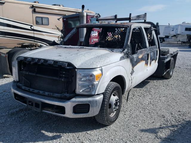 1FD8W3GT1FEB97562 - 2015 FORD F350 SUPER WHITE photo 2