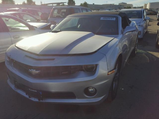 2G1FK3DJ1B9210889 - 2011 CHEVROLET CAMARO 2SS SILVER photo 2