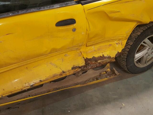 3G2JB12452S126939 - 2002 PONTIAC SUNFIRE SE YELLOW photo 9