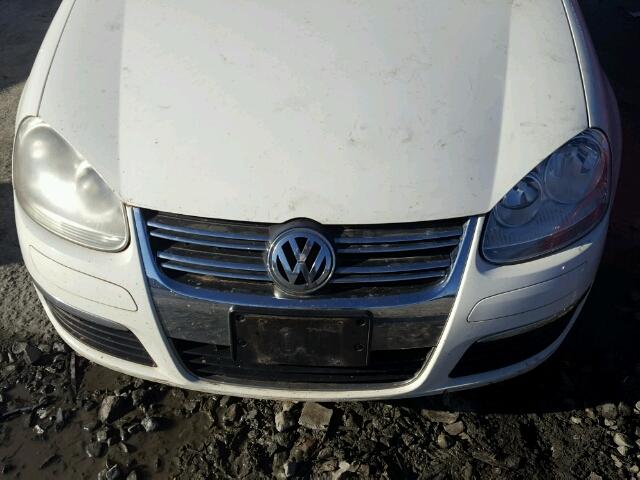 3VWSF71K96M620297 - 2006 VOLKSWAGEN JETTA 2.5 WHITE photo 9