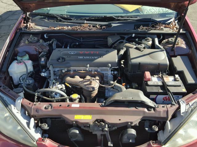 4T1BE32KX5U086276 - 2005 TOYOTA CAMRY LE RED photo 7