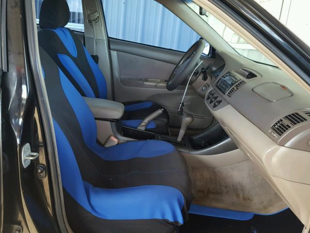 4T1BE32K74U285624 - 2004 TOYOTA CAMRY LE შავი ფოტო 5