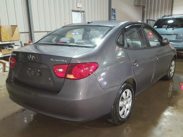 KMHDU46D48U282523 - 2008 HYUNDAI ELANTRA GL GRAY photo 4