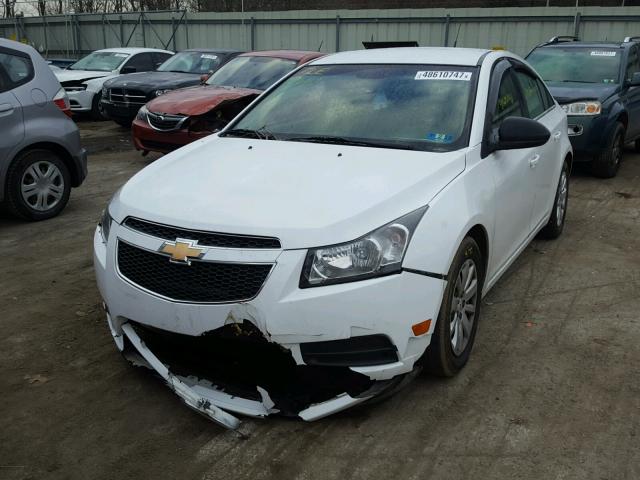 1G1PC5SHXB7265114 - 2011 CHEVROLET CRUZE LS WHITE photo 2