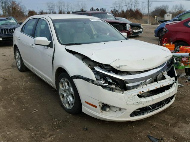 3FAHP0HA9AR272436 - 2010 FORD FUSION SE WHITE photo 1