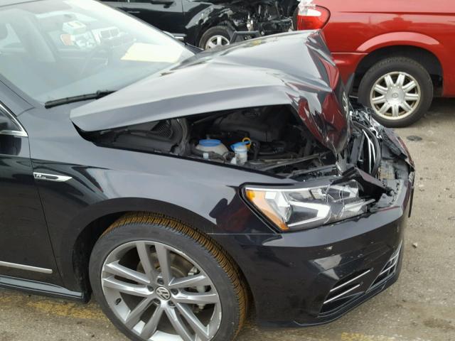 1VWDT7A33HC067113 - 2017 VOLKSWAGEN PASSAT R-L BLACK photo 9