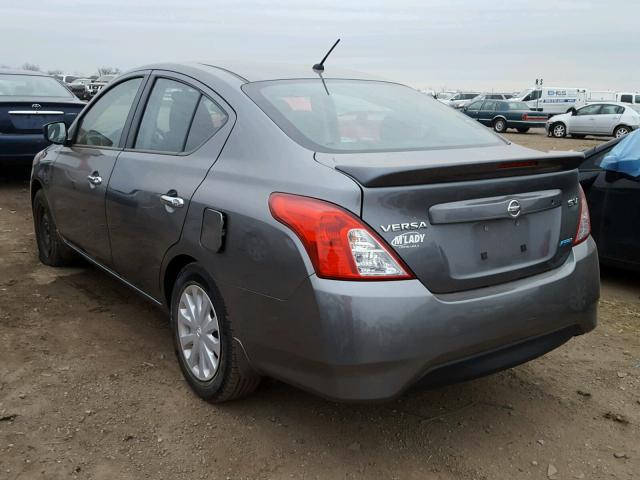 3N1CN7AP1GL882783 - 2016 NISSAN VERSA S GRAY photo 3