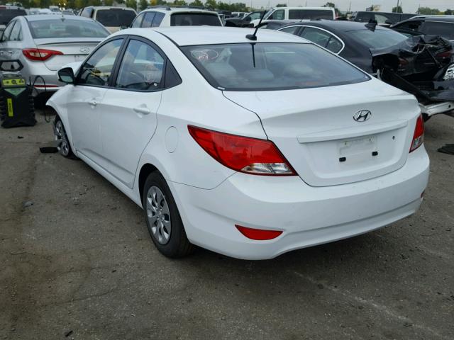 KMHCT4AE9HU243411 - 2017 HYUNDAI ACCENT SE WHITE photo 3