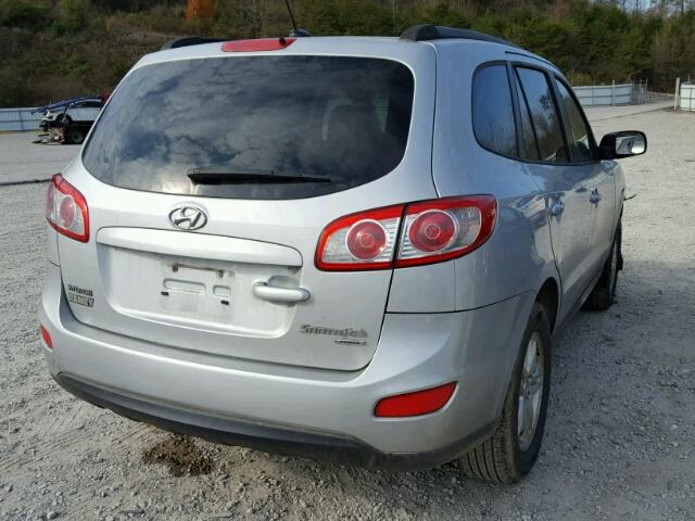 5NMSGDAB0AH367977 - 2010 HYUNDAI SANTA FE G SILVER photo 4