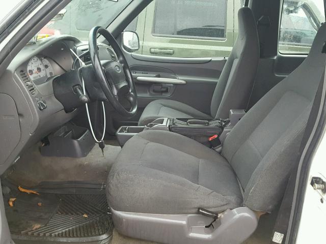 1FMYU70E41UC59706 - 2001 FORD EXPLORER S WHITE photo 5