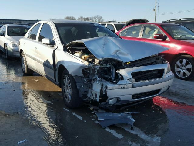 YV1RS61T542336552 - 2004 VOLVO S60 SILVER photo 1