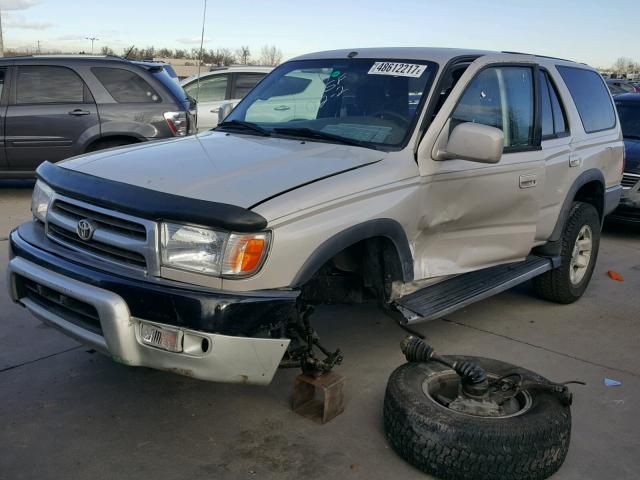 JT3HN86R5X0258585 - 1999 TOYOTA 4RUNNER SR BEIGE photo 2