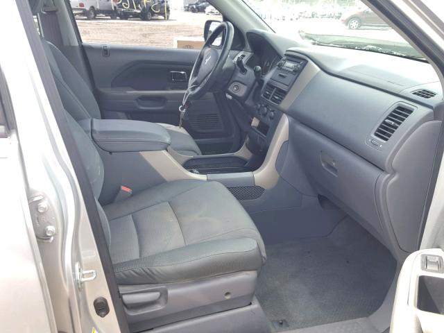 5FNYF28117B044126 - 2007 HONDA PILOT LX SILVER photo 5