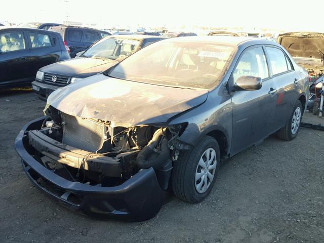 2T1BU4EE7BC703449 - 2011 TOYOTA COROLLA BA GRAY photo 2