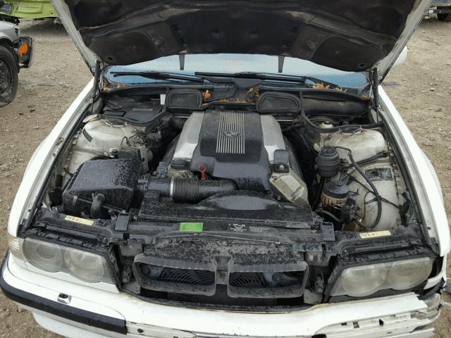 WBAGH83411DP29846 - 2001 BMW 740 IL Beyaz fotoğraf 7