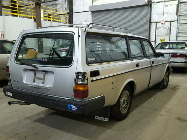 YV1AX8859F1632636 - 1985 VOLVO 245 DL SILVER photo 4