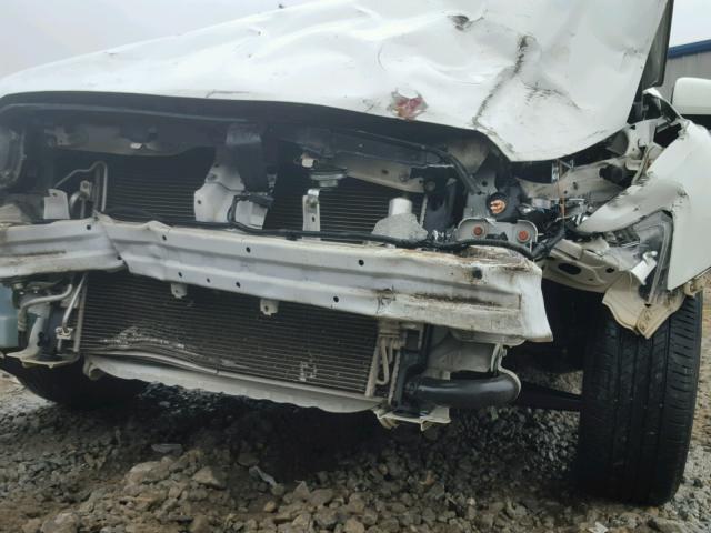 JA3AU26U69U030655 - 2009 MITSUBISHI LANCER ES/ WHITE photo 9