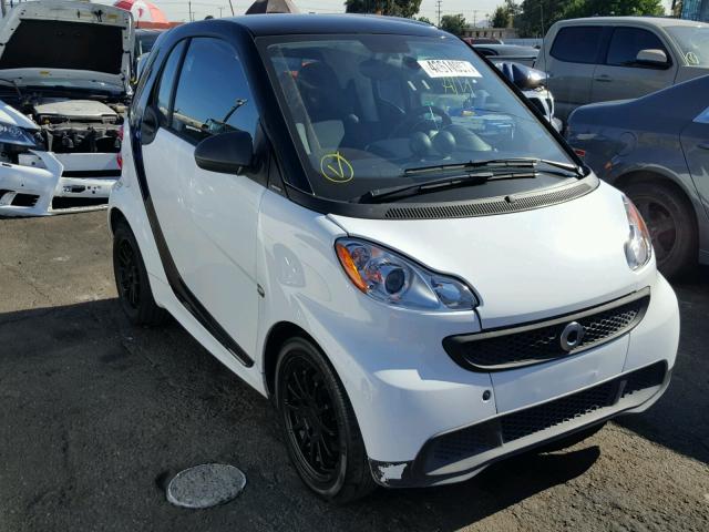 WMEEJ9AA1EK746663 - 2014 SMART FORTWO ELE 白色 照片 1