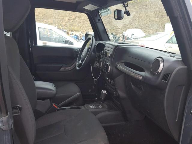 1C4AJWAG1GL243289 - 2016 JEEP WRANGLER S GRAY photo 5