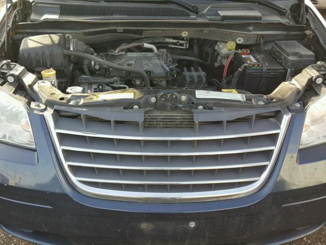 2A8HR54199R629356 - 2009 CHRYSLER TOWN & COU BLUE photo 7