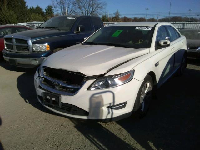 1FAHP2EWXCG139478 - 2012 FORD TAURUS SEL WHITE photo 2